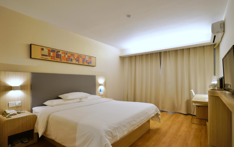 民宿老板还在当免费保姆？全托管躺着赚钱不香吗？