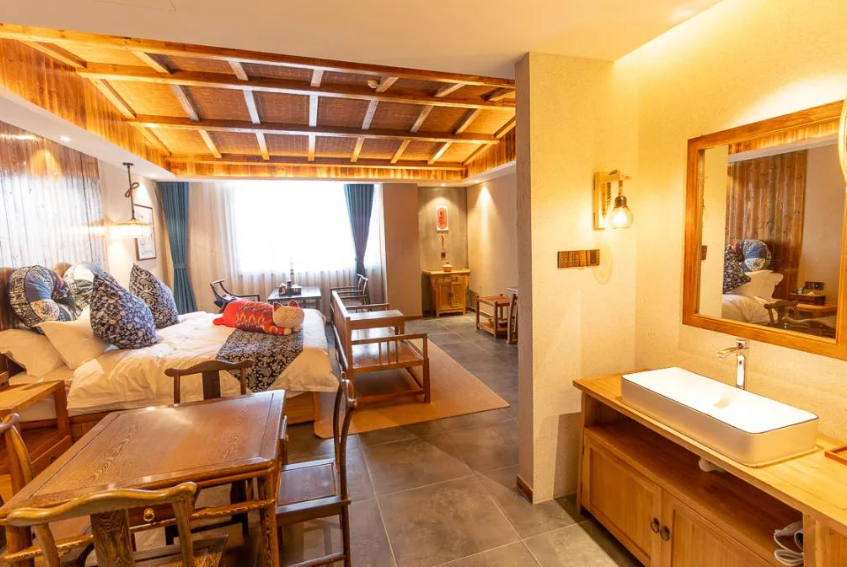 民宿老板别硬扛！托管代运营难道不香吗？