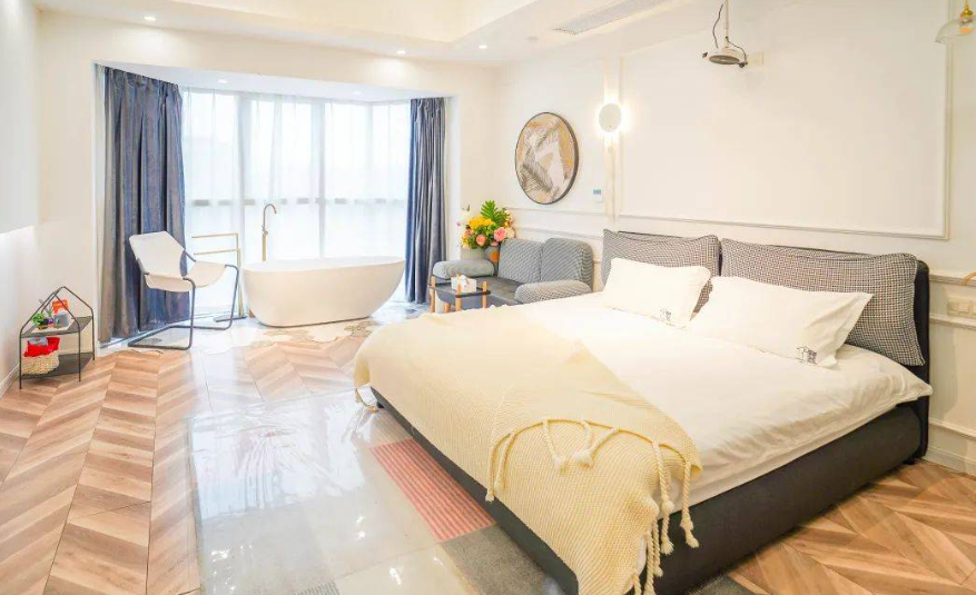 郑州民宿房东：自己累死累活，不如托管躺赚？