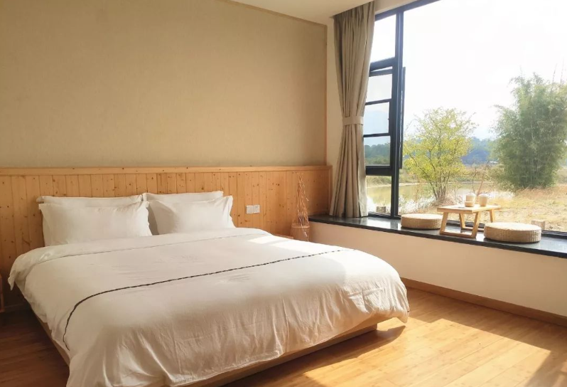 民宿托管平台前十强：割韭菜陷阱还是救命稻草？